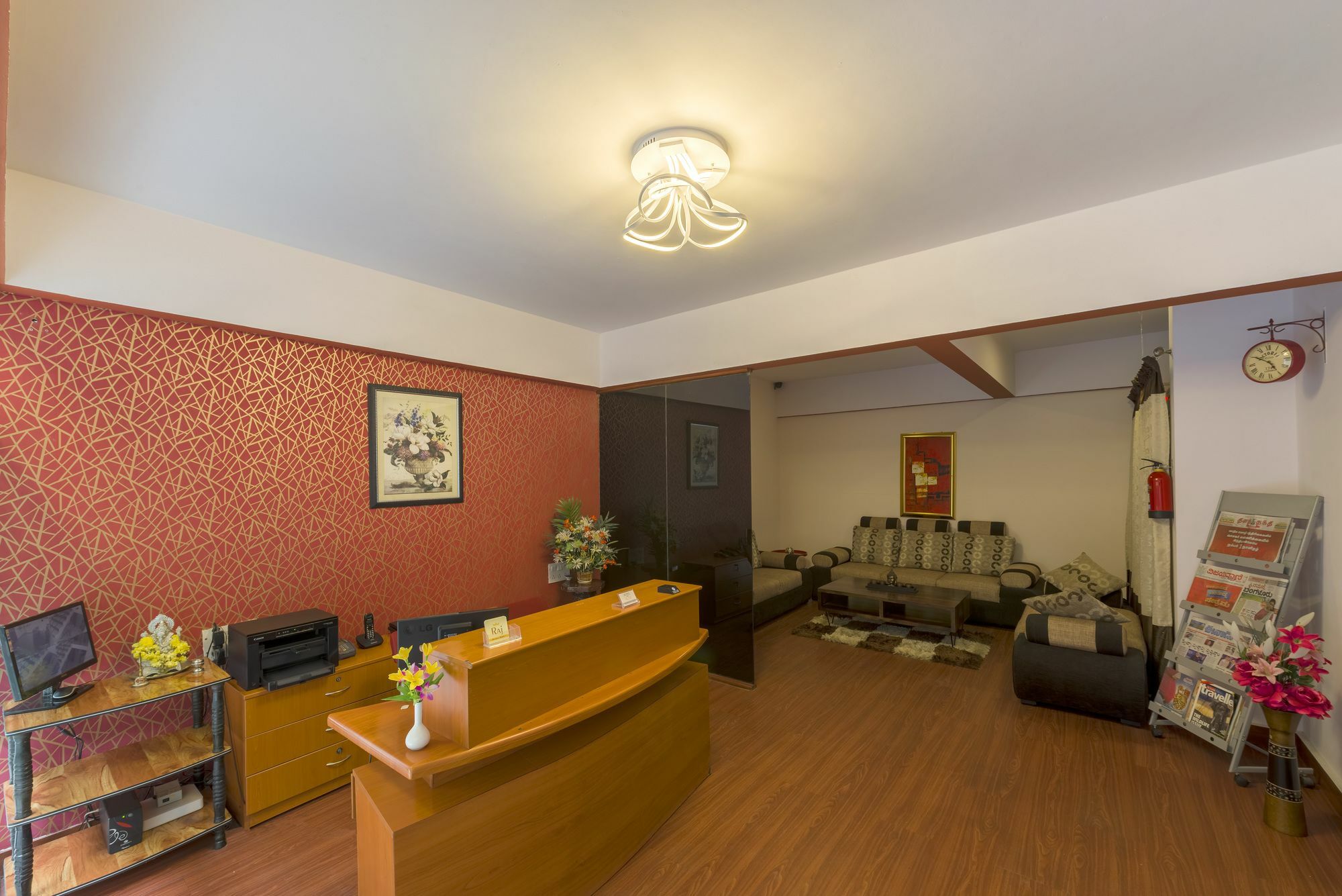 Hotel Raj Comforts -Golf View Bangalore Bagian luar foto